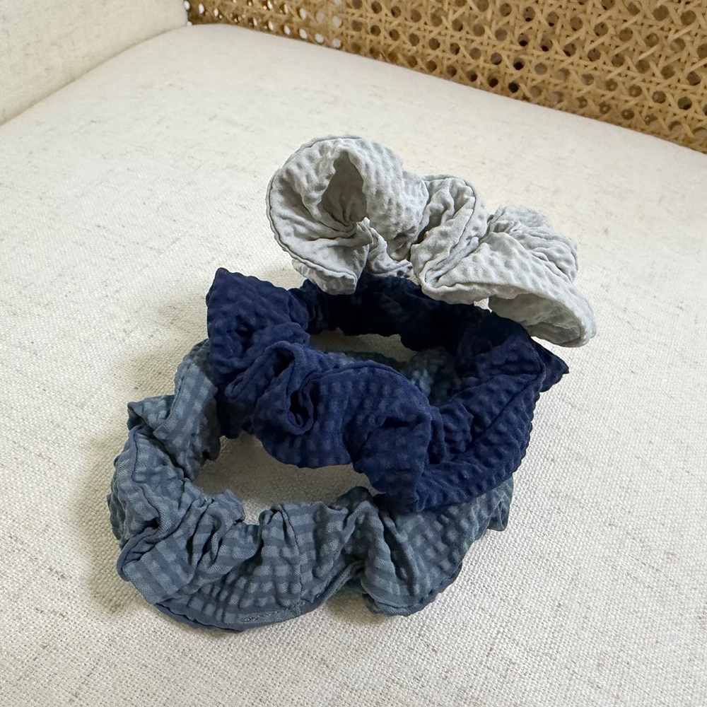 Hair scrunchies set of 3